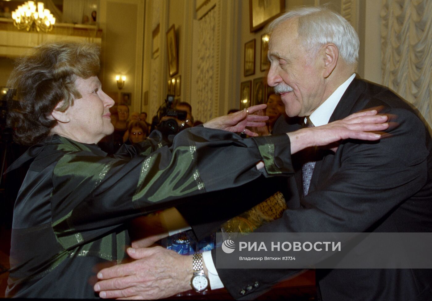 МИХАИЛ УЛЬЯНОВ