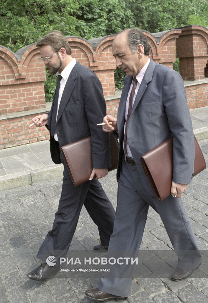 ГДЛЯН ИВАНОВ СЪЕЗД ЗАСЕДАНИЕ