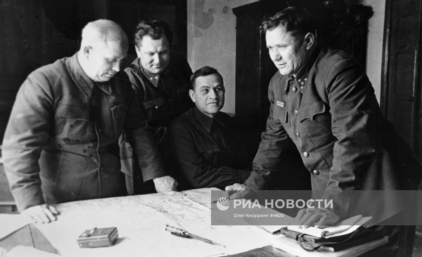 ХРУЩЕВ КИРИЧЕНКО ЧУДИНОВ ЕРЕМЕНКО