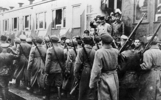 КАЛИНИН ПАРАД