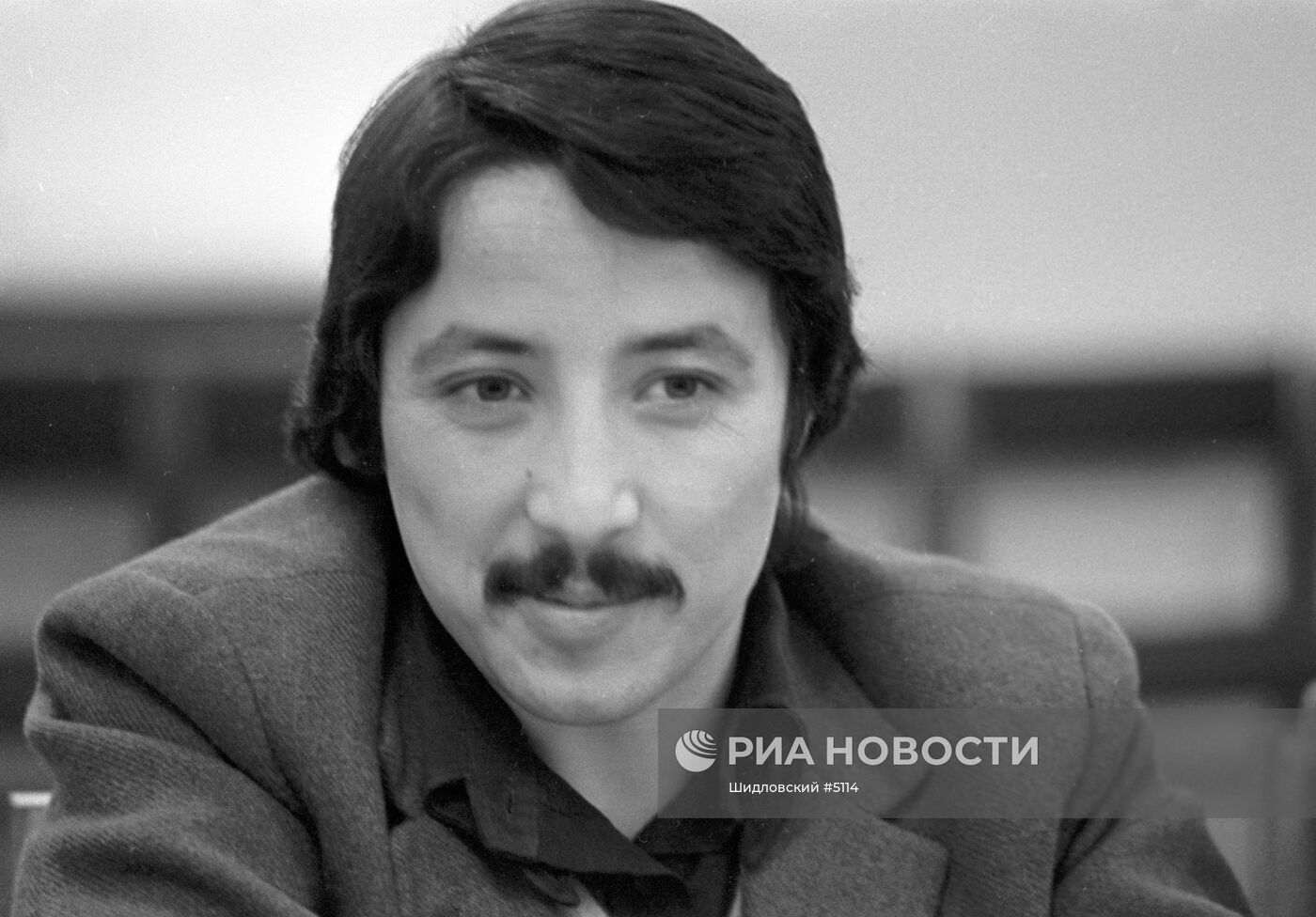 Луис корвалан в молодости. Луис корвалан. Луис корвалан фото. Корвалан луис с женой. Корвалан луис пластика.