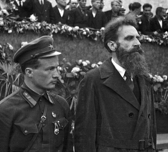 КАМАНИН ШМИДТ ВСТРЕЧА ЭКСПЕДИЦИЯ