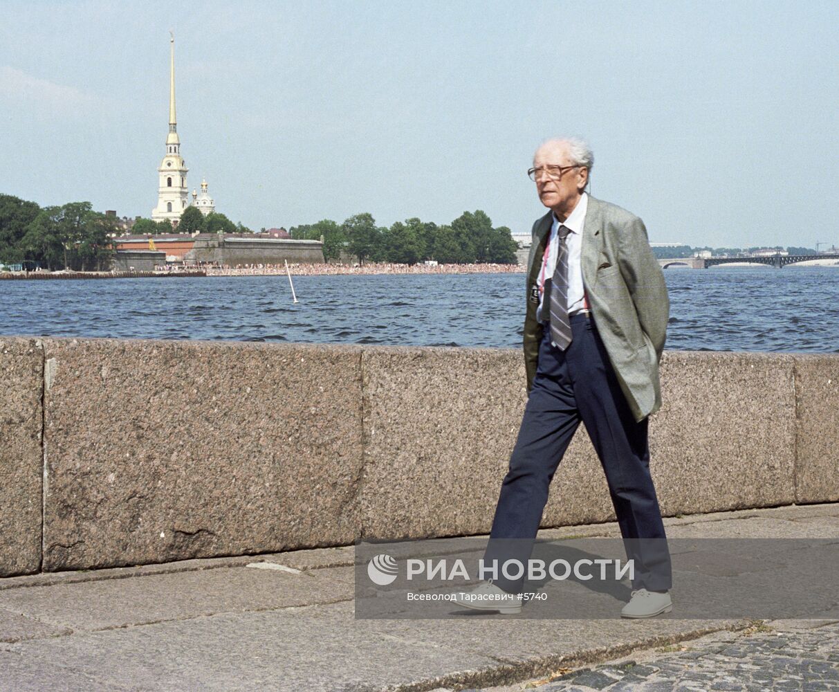 Дмитрий Лихачев