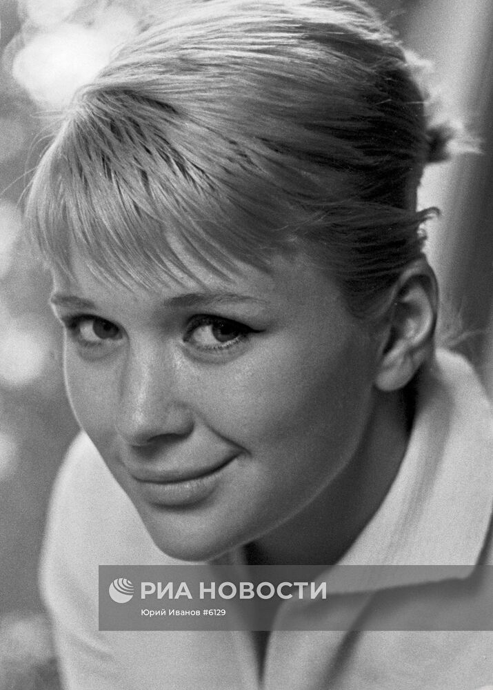 КИНОАКТРИСА ГАЛИНА ПОЛЬСКИХ