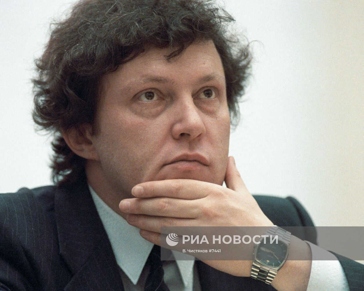 ЯВЛИНСКИЙ ДЕПУТАТ