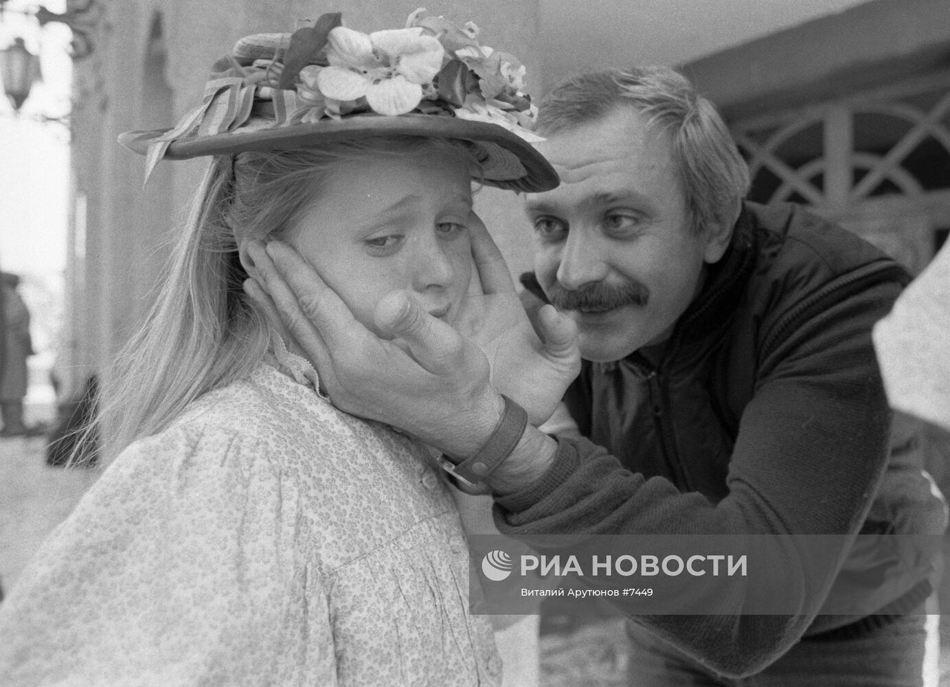 МИХАЛКОВ "ОЧИ ЧЕРНЫЕ"