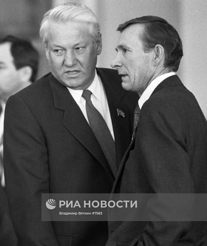 ЕЛЬЦИН ТРАВКИН ЗАСЕДАНИЯ