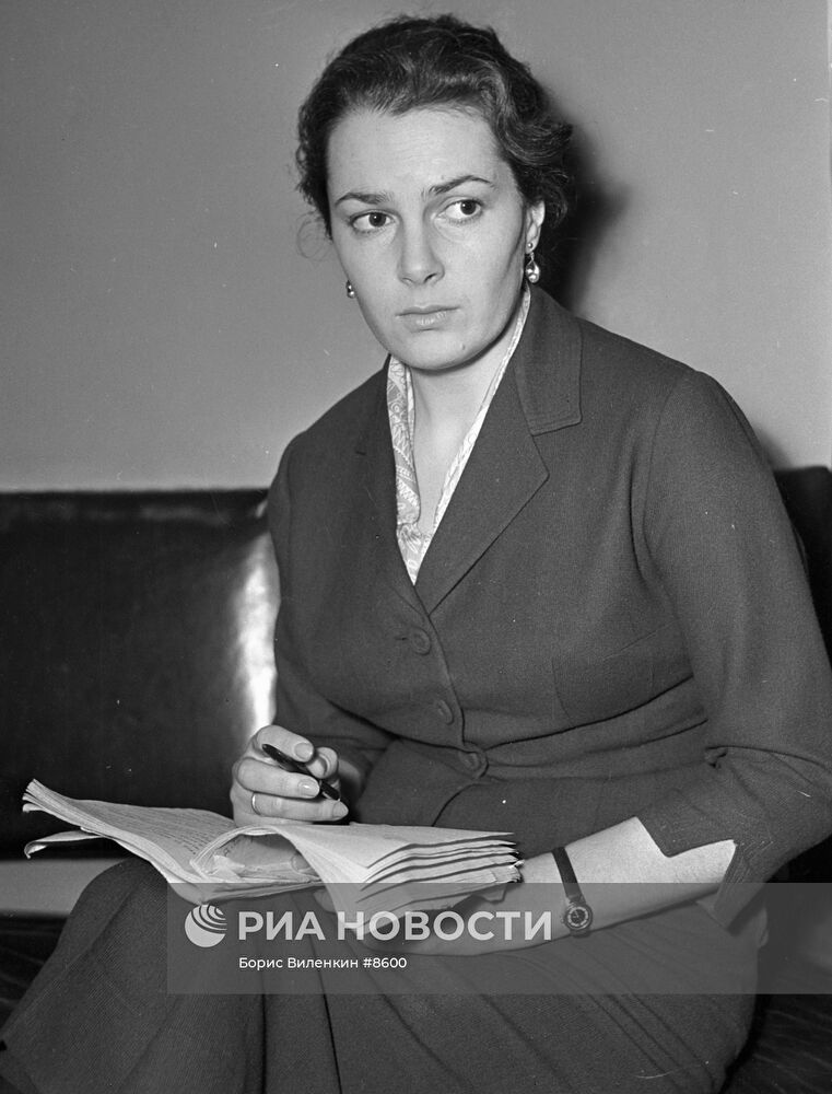 БЫСТРИЦКАЯ АКТРИСА