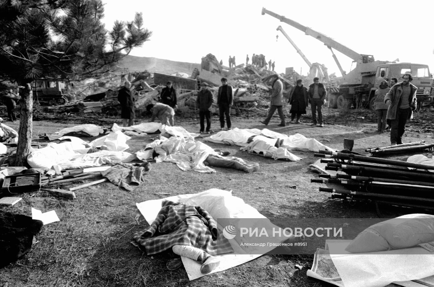 АРМЕНИЯ ЗЕМЛЕТРЯСЕНИЕ ЖЕРТВЫ