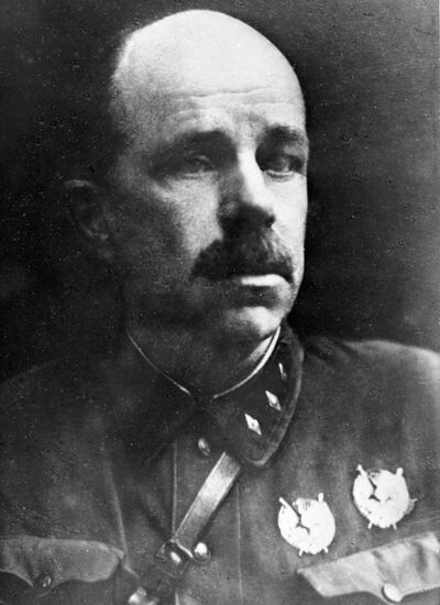 РАХЬЯ КОММУНИСТ