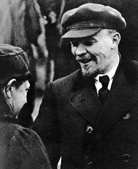 ЛЕНИН КРУПСКАЯ 