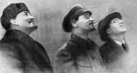 В. Ленин, Я. Свердлов, В. Аванесов