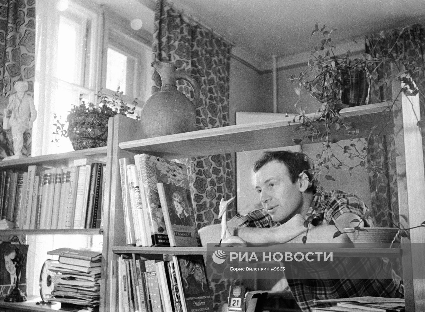 СМОКТУНОВСКИЙ