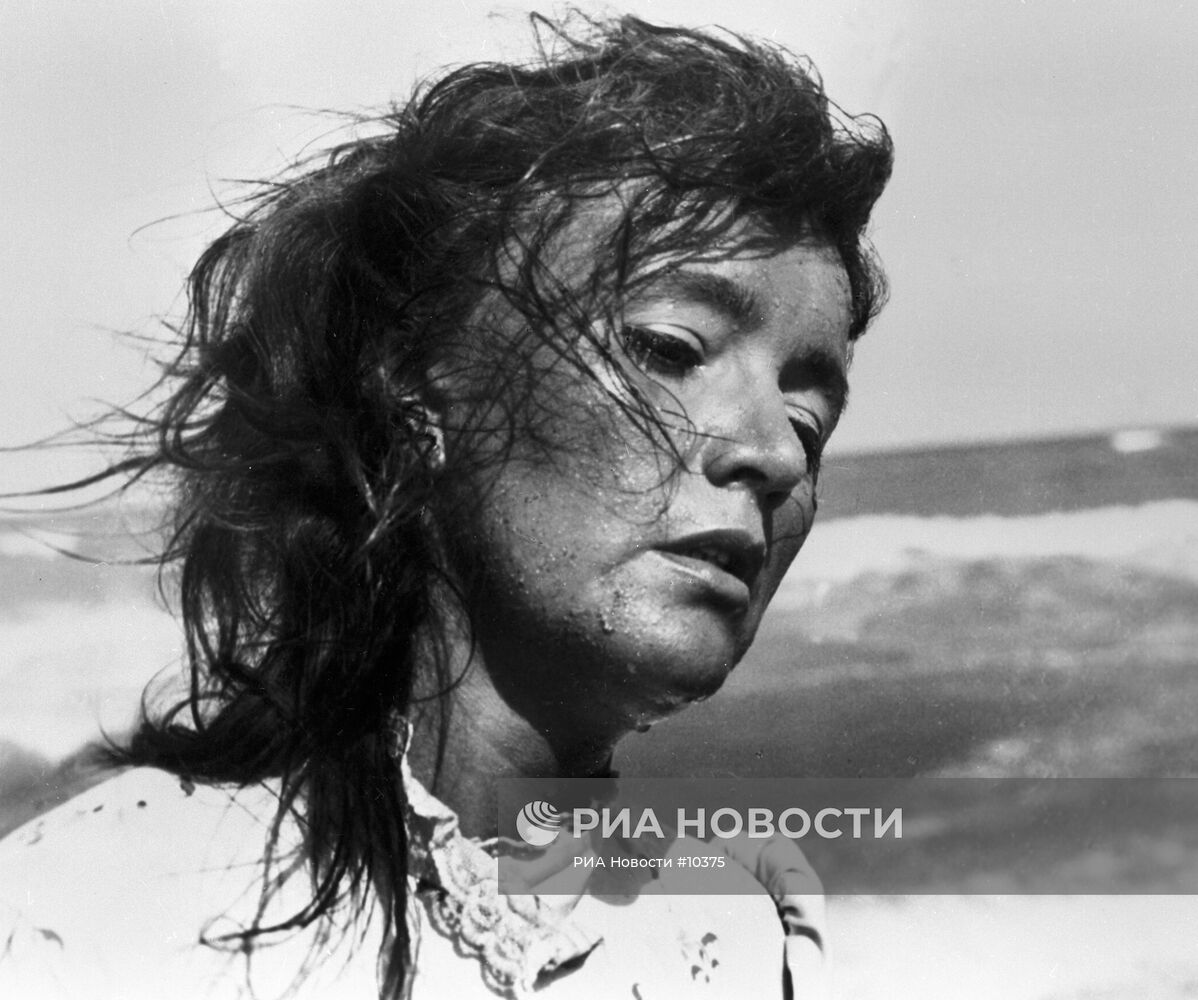 КУРКИНА «БЕЛОЕ СОЛНЦЕ ПУСТЫНИ»