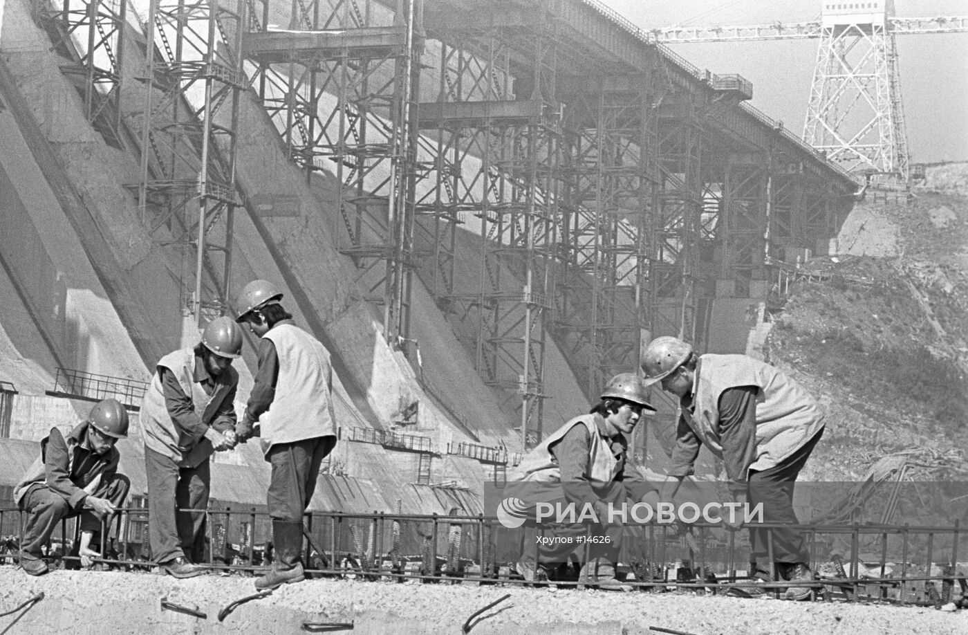 БОЙЦЫ «ДРУЖБА» СТРОИТЕЛЬСТВО ГЭС