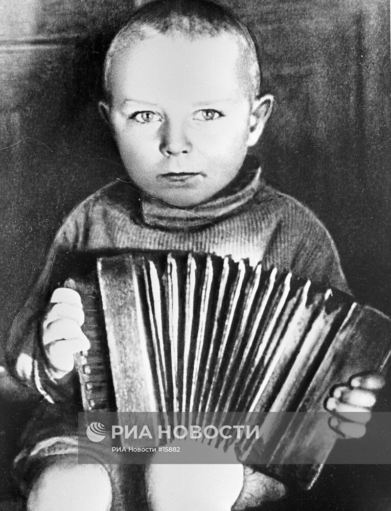 Герман Титов в раннем детстве
