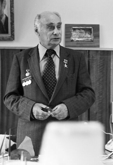 Георгий Флеров