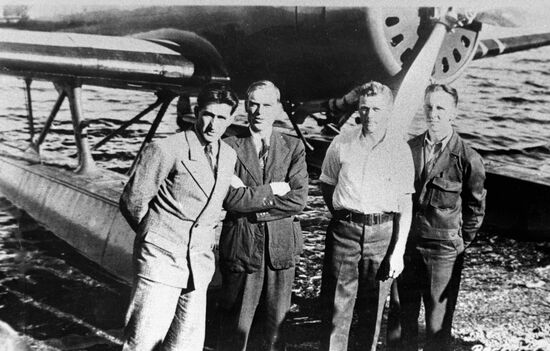 Левченко, Леваневский, Армистед и Лавери