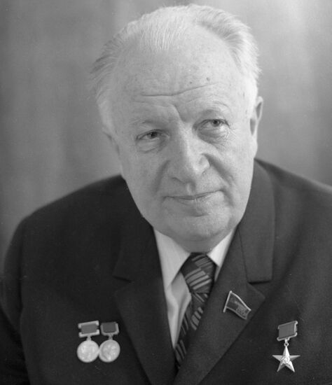 Борис Петровский