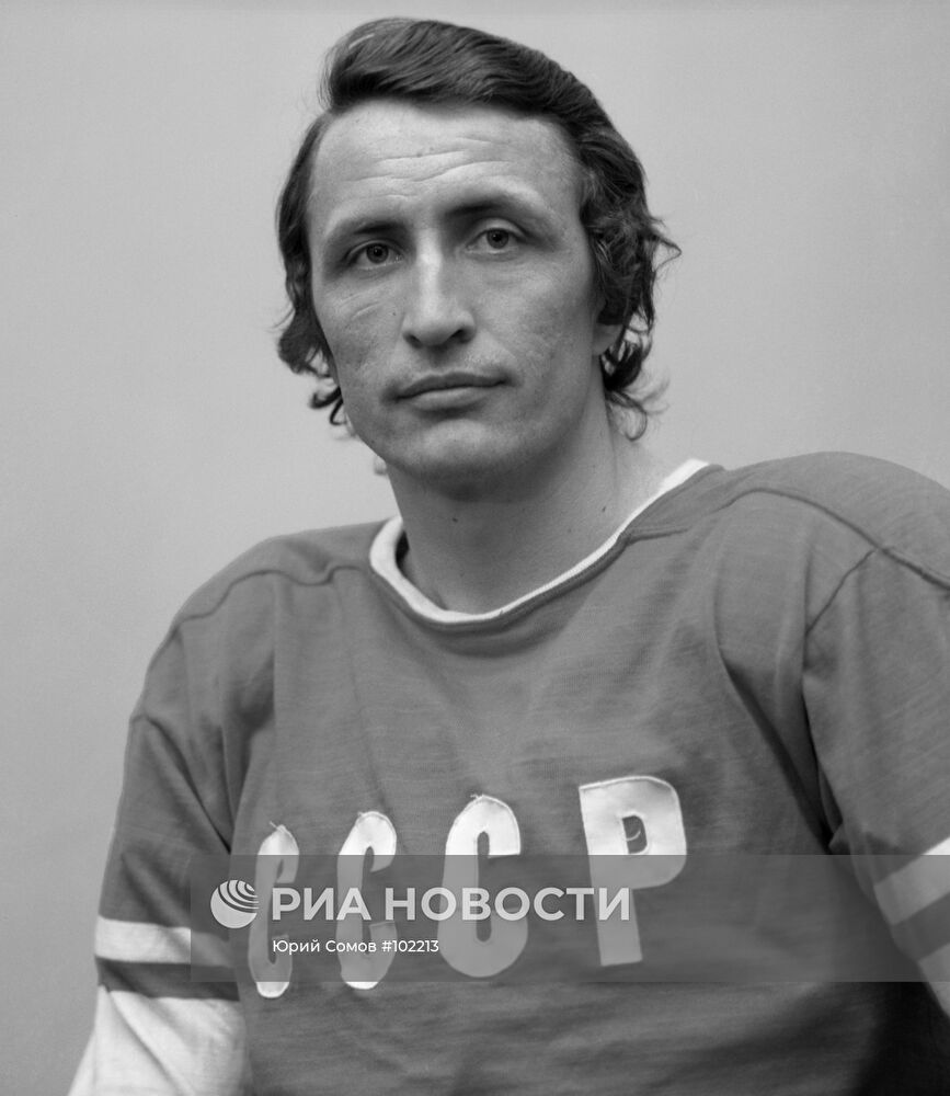 Александр Якушев