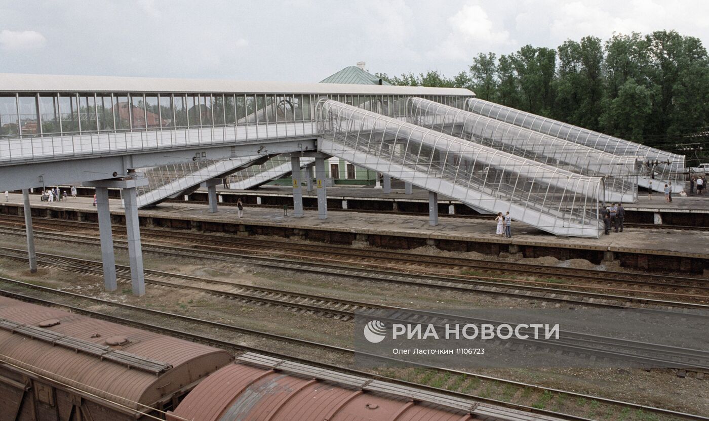 ЖЕЛЕЗНАЯ ДОРОГА. ПЕРЕХОД. МОСТ | РИА Новости Медиабанк