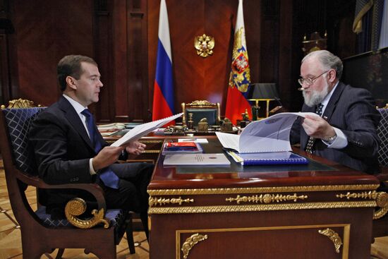 Д.Медведев встретился с В.Чуровым