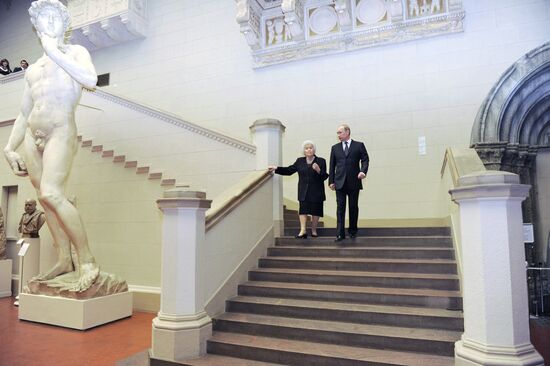 В.Путин посетил ГМИИ имени Пушкина