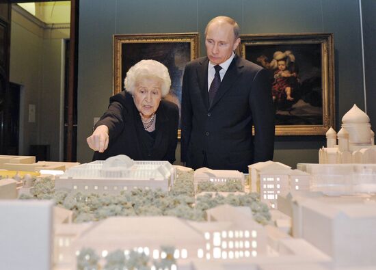 В.Путин посетил ГМИИ имени Пушкина