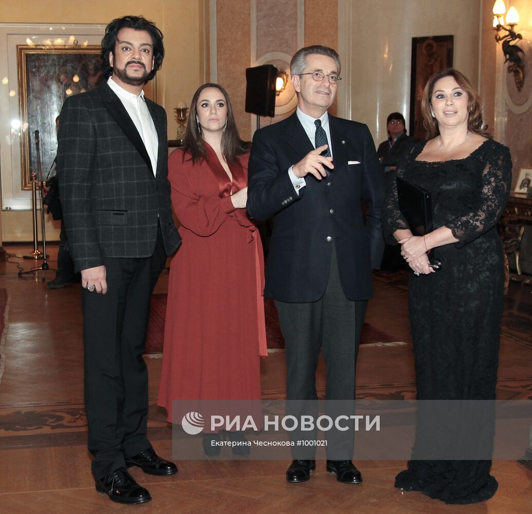 Награждение Аллы Вербер в посольстве Италии