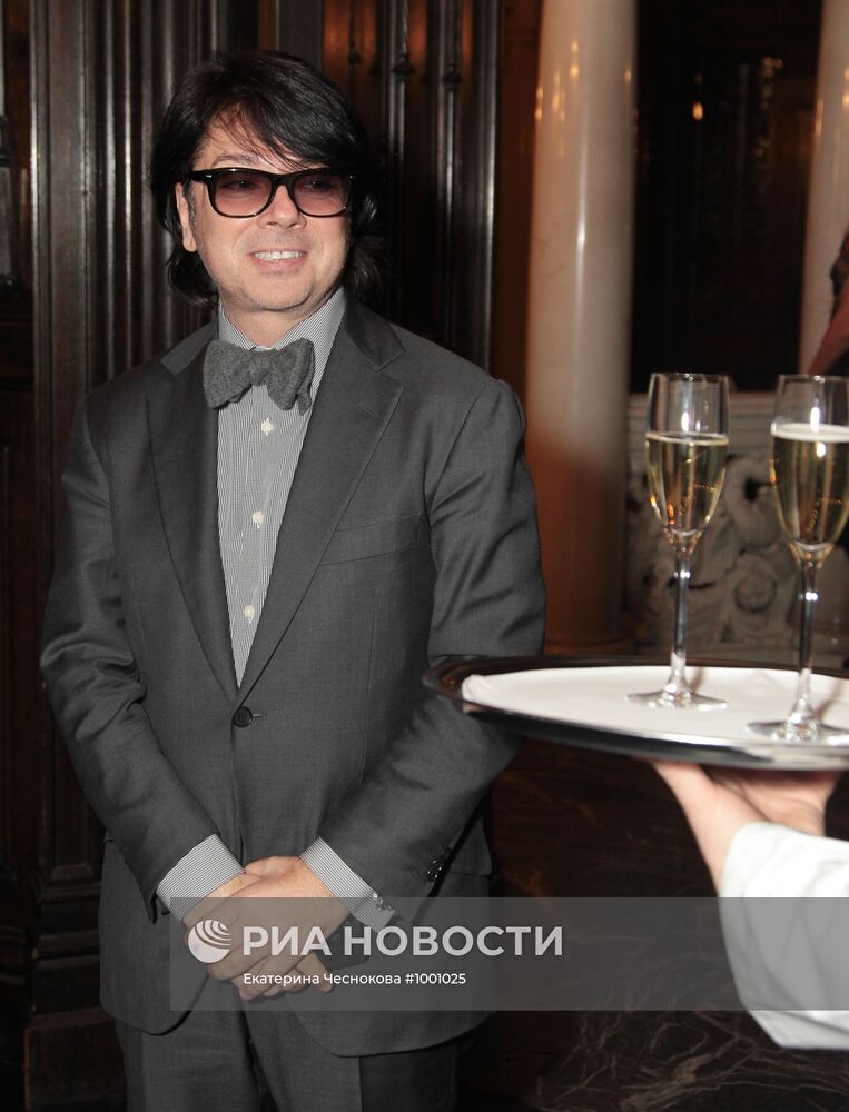 Награждение Аллы Вербер в посольстве Италии