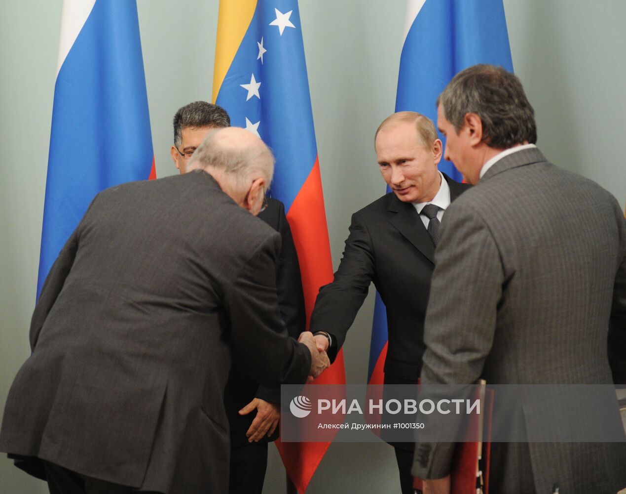Встреча Владимира Путина и Элиаса Хауа Милано в Москве