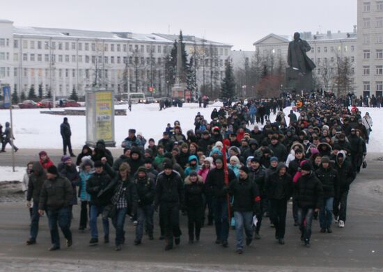 Акция протеста против фальсификации выборов в Архангельске