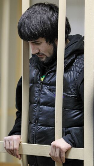 Рассмотрение ходатайства о продлении ареста Расулу Мирзаеву
