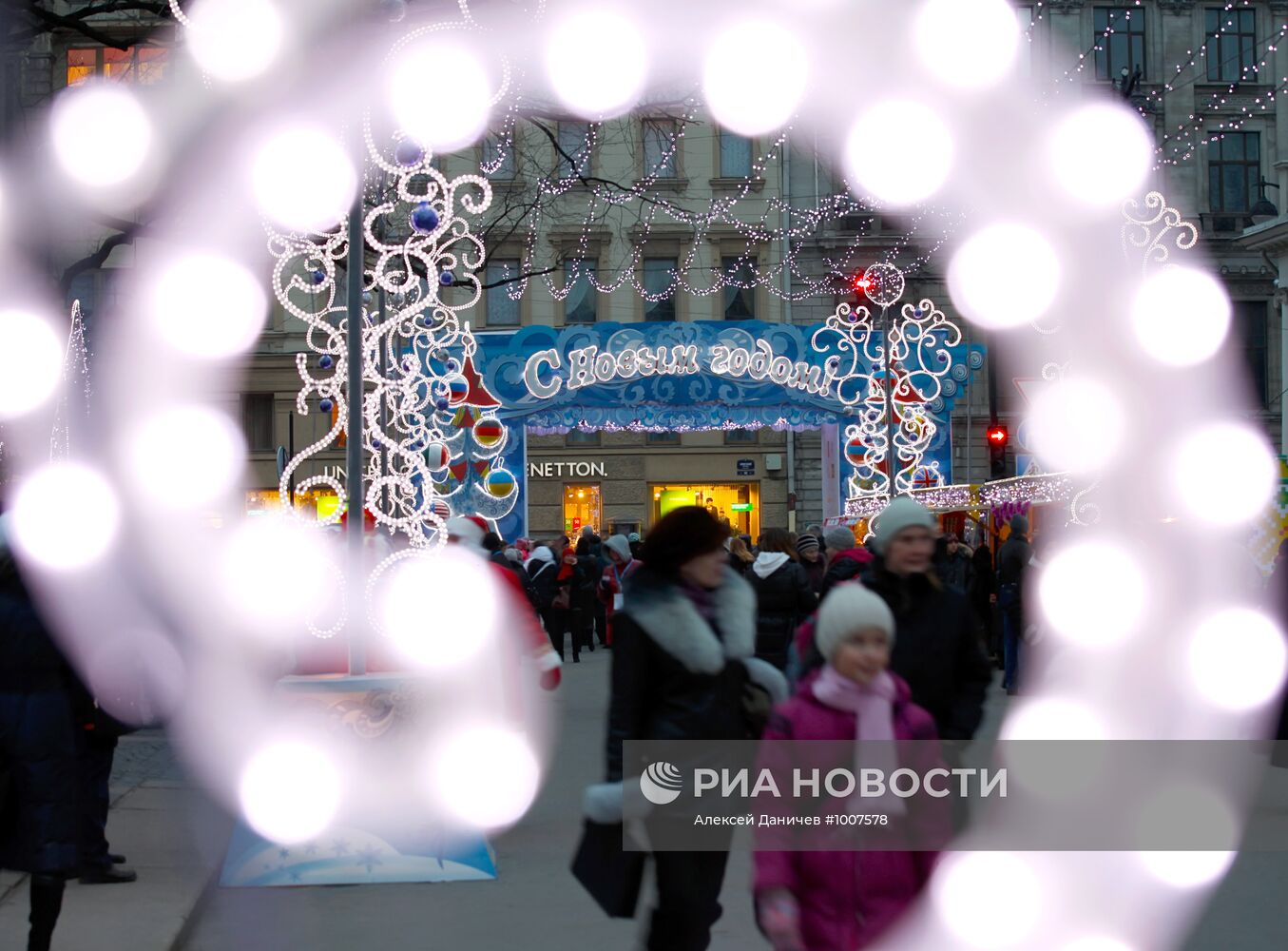 Начало работы Рождественской ярмарки в Санкт-Петербурге