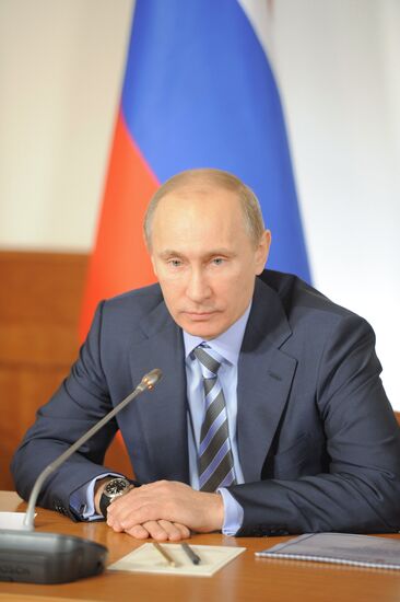 Владимир Путин принимает участие в заседании ФКС ОНФ