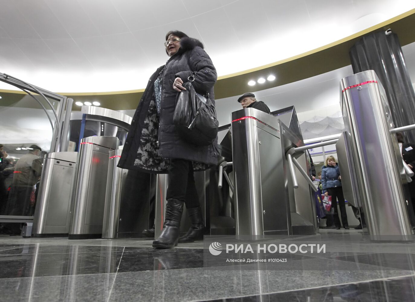 Открытие станции метро "Адмиралтейская"