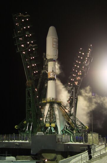 Запуск "Союз-2.1а" с космическим аппаратом "Глобалстар-2"