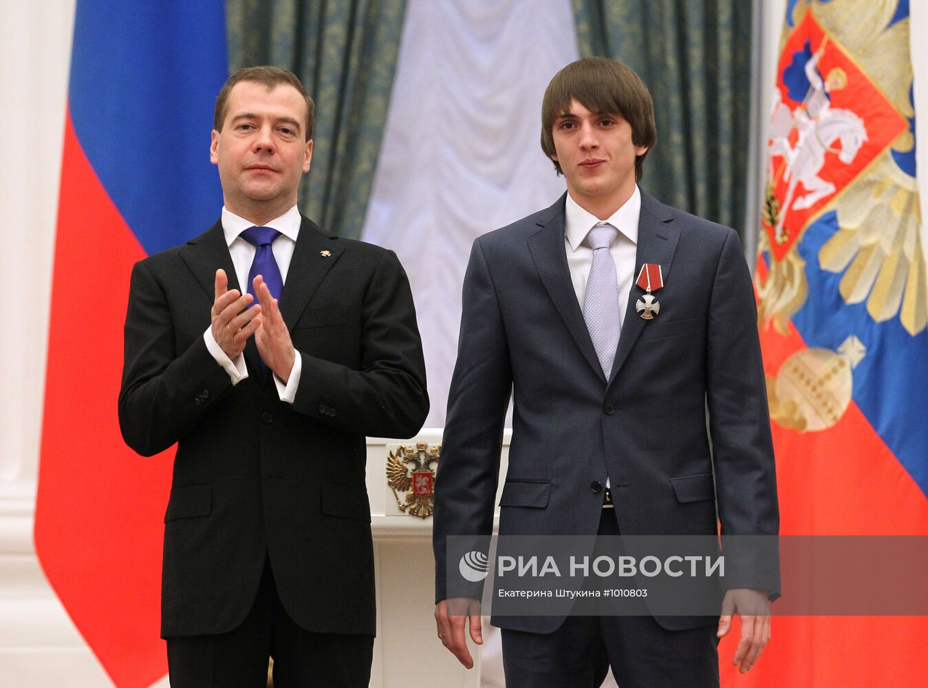 Д.Медведев вручил госнаграды в Кремле