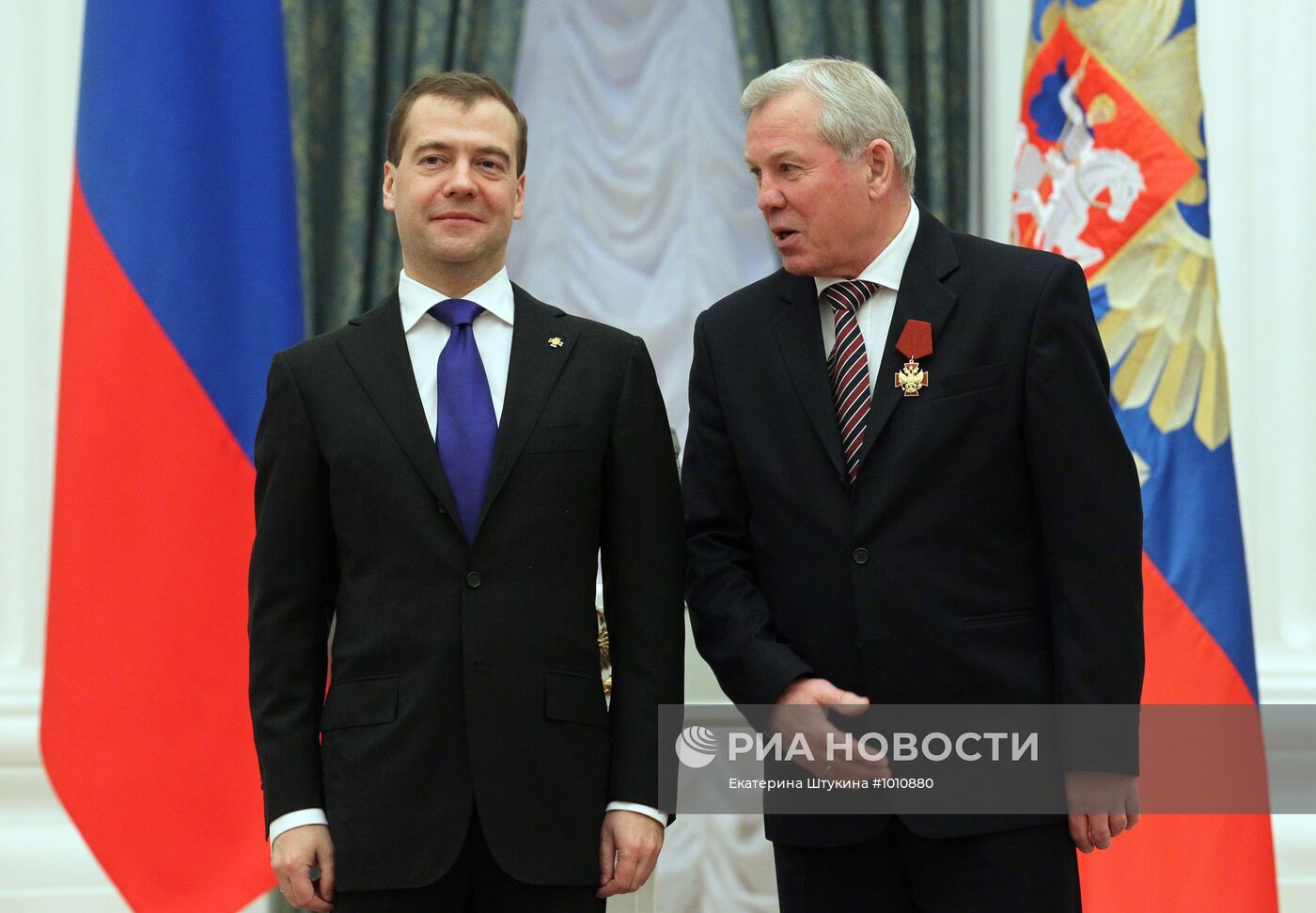 Д.Медведев вручил госнаграды в Кремле