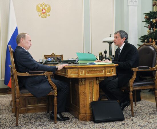 Встреча Владимира Путина с Игорем Сечиным