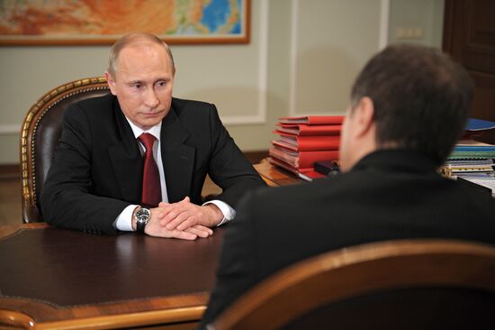 Встреча Владимира Путина с Владиславом Сурковым