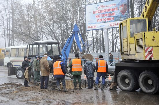 Поисково-спасательные работы на месте трагедии в Брянске