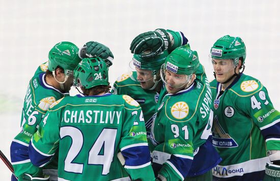 Хоккей. КХЛ. Матч "Салават Юлаев" - "Авангард"