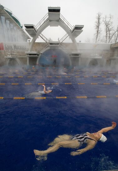 Открытый бассейн "Чайка" в Москве