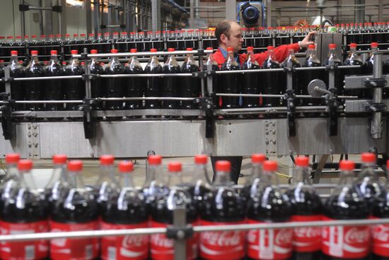 Работа завода Coca-Cola в Москве
