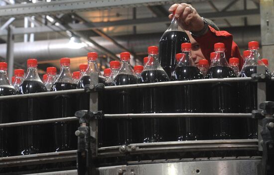 Работа завода Coca-Cola в Москве