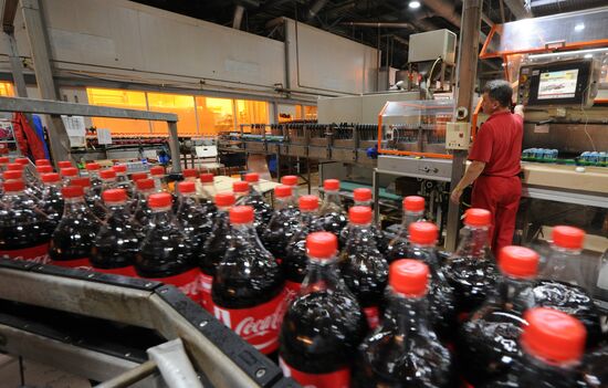 Работа завода Coca-Cola в Москве