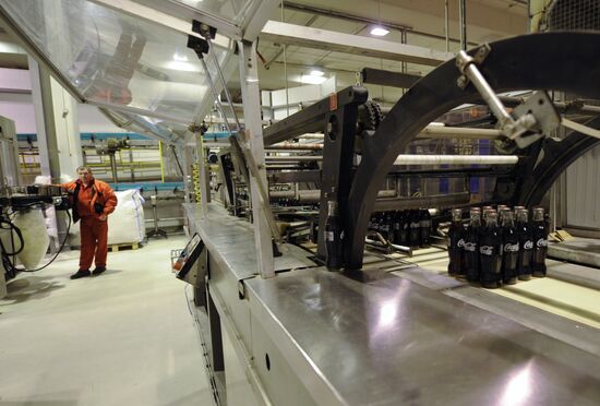 Работа завода Coca-Cola в Москве