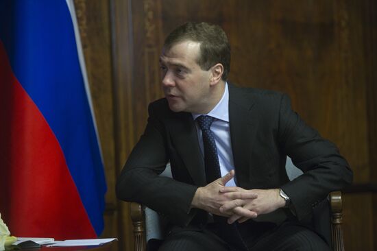 Д.Медведев встретился с С.Саргсяном