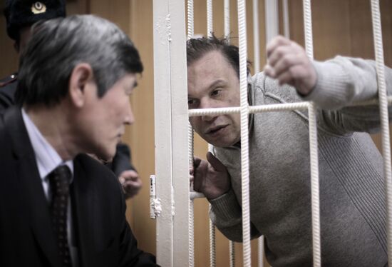 Рассмотрение ходатайства о продлении ареста Виктору Батурину